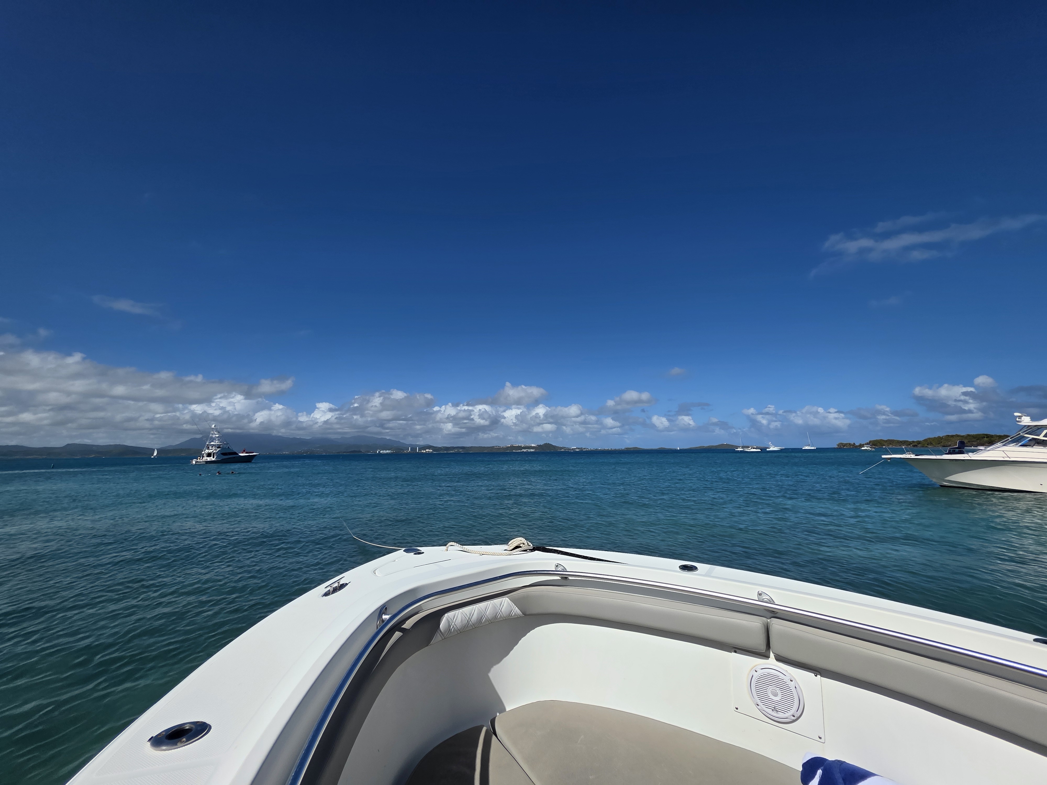 Happy Boat charter privado en Fajardo, Puerto Rico